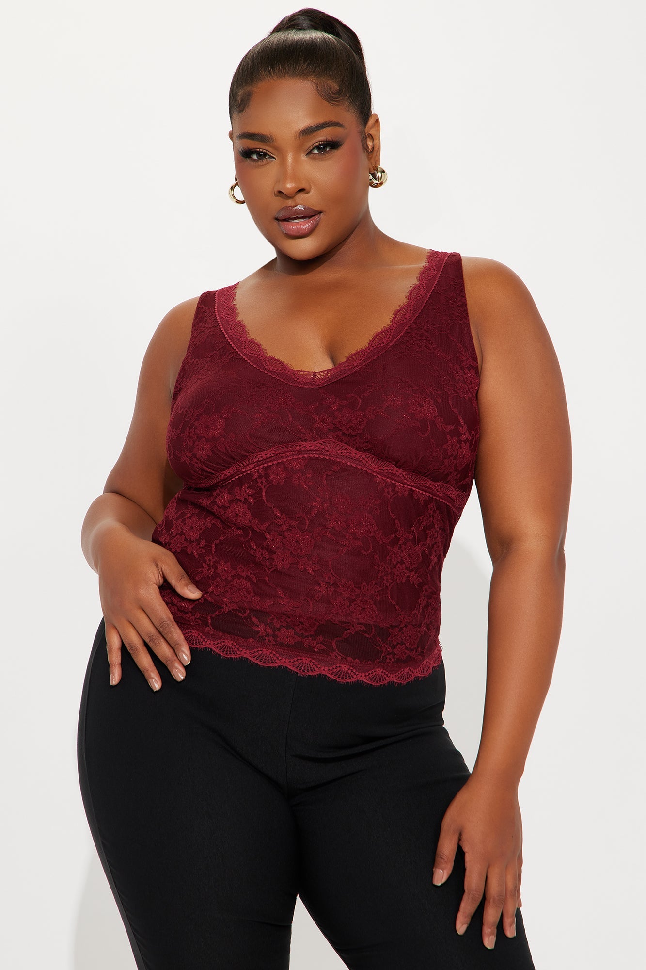 In The Moment Lace Top - Burgundy