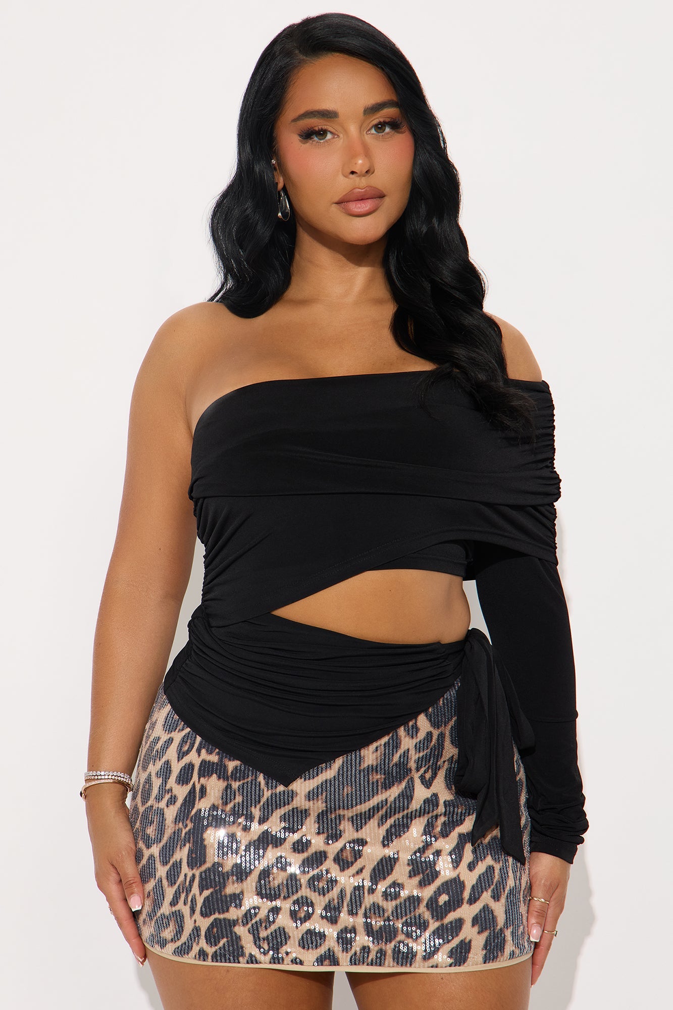 Striking One Shoulder Cut Out Top - Black