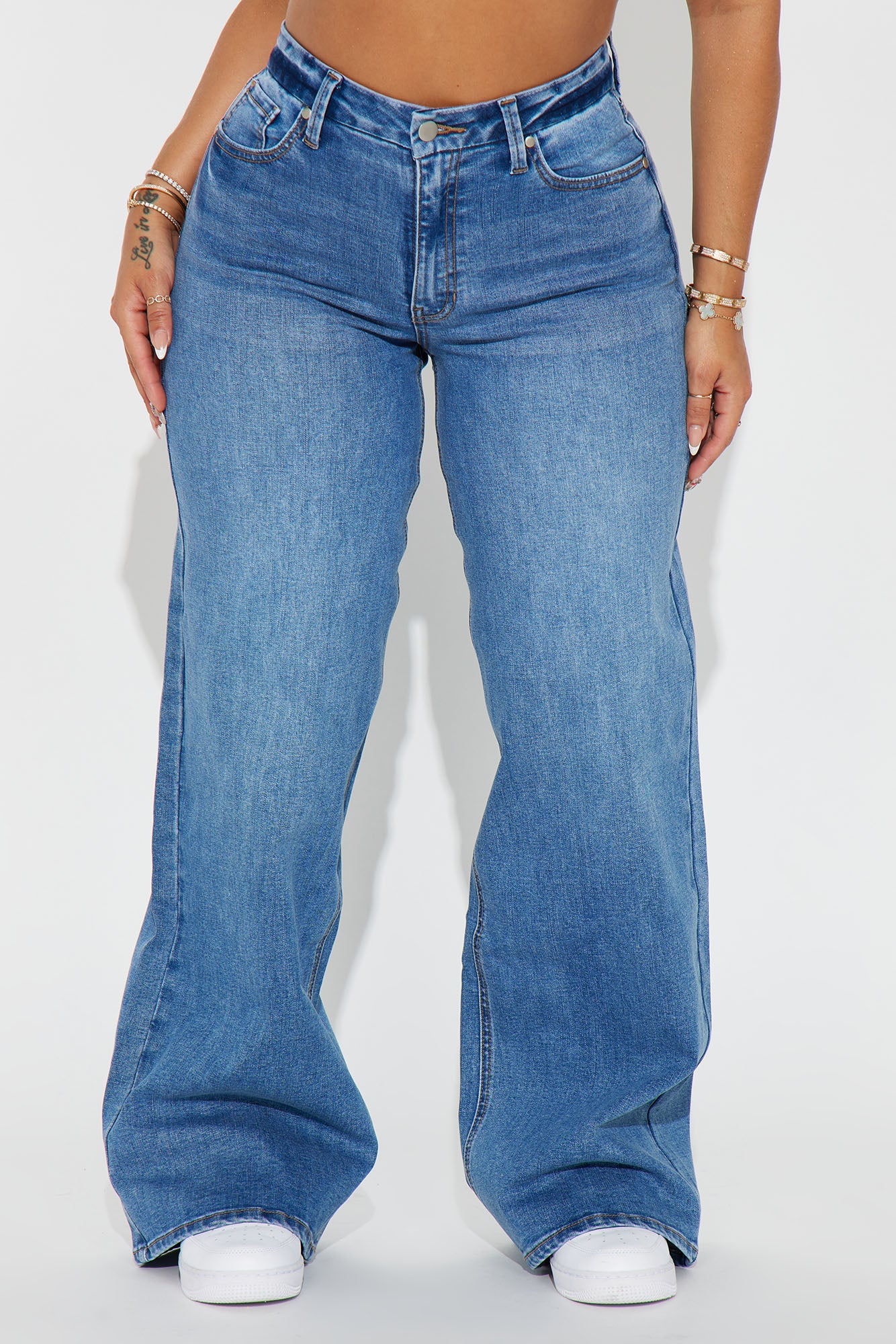 Feeling The Heat Stretch Wide Leg Jeans - Medium Wash