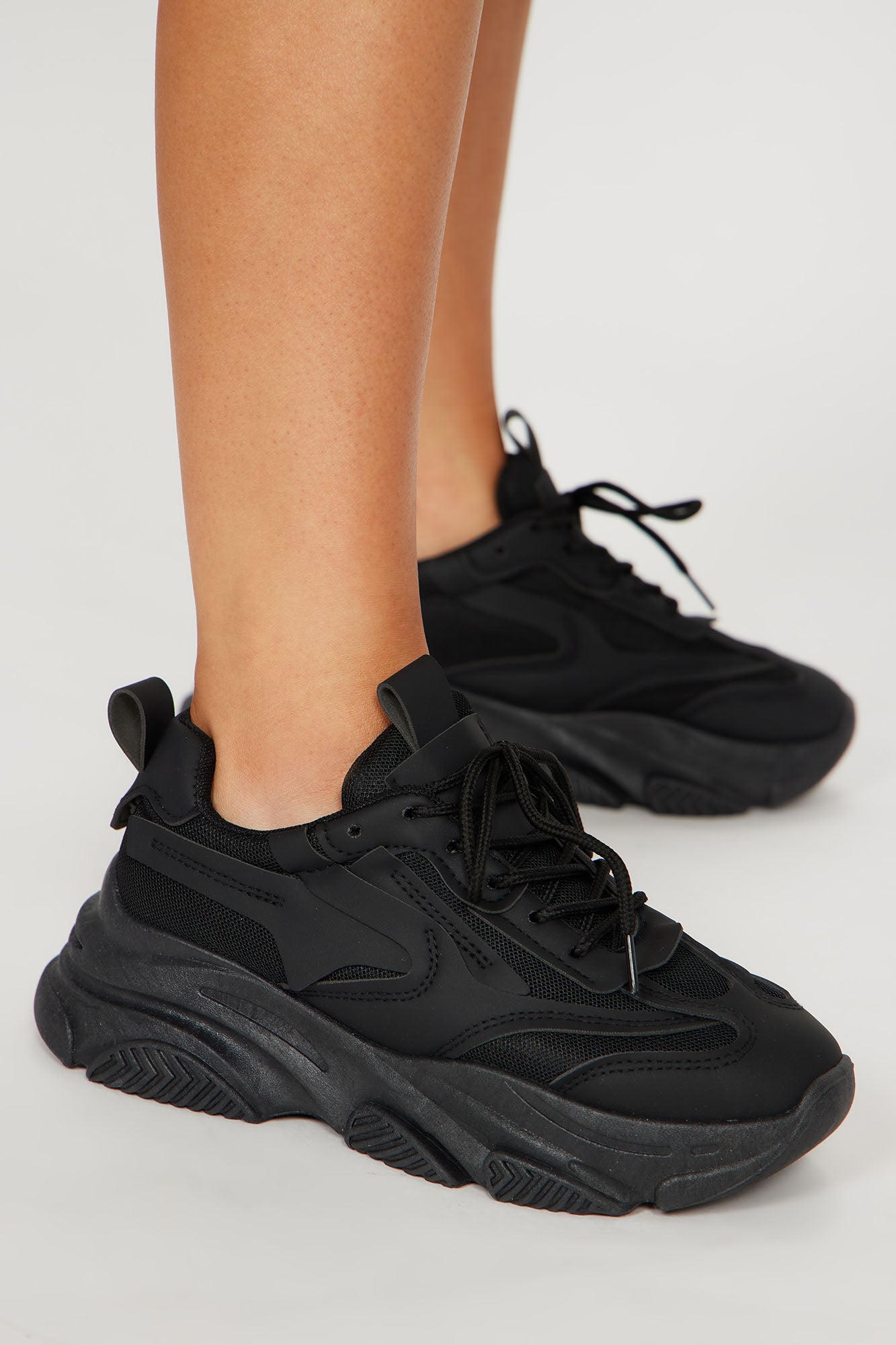 Feelin' My Vibe Sneakers - Black