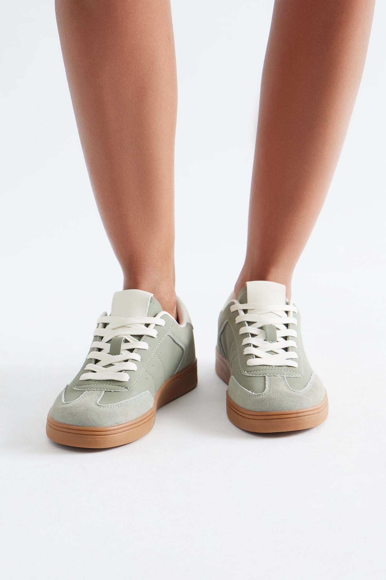 Chase Lace Up Sneakers - Mint