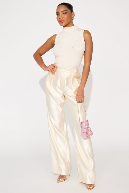 Beary Busy Embellished Clutch - Pink