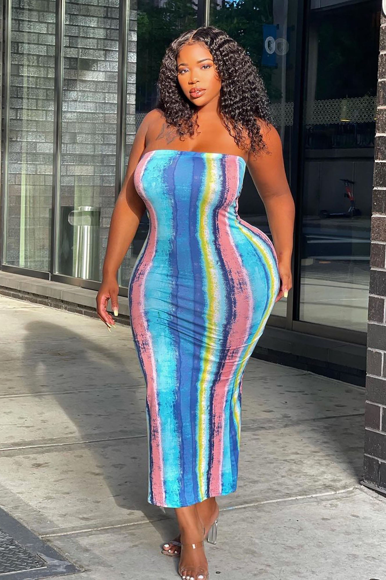 Look Me Up And Down Maxi Dress - Blue/combo